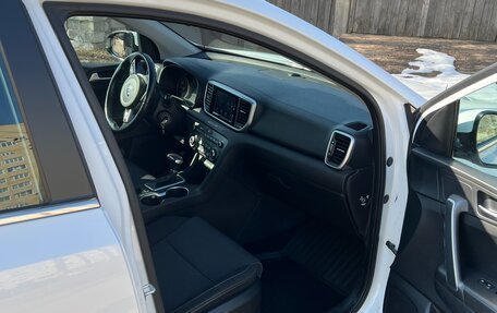 KIA Sportage IV рестайлинг, 2018 год, 2 450 000 рублей, 13 фотография