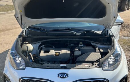 KIA Sportage IV рестайлинг, 2018 год, 2 450 000 рублей, 18 фотография