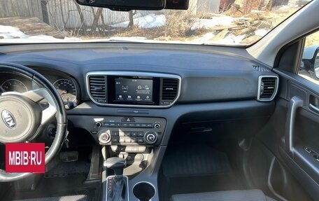 KIA Sportage IV рестайлинг, 2018 год, 2 450 000 рублей, 20 фотография