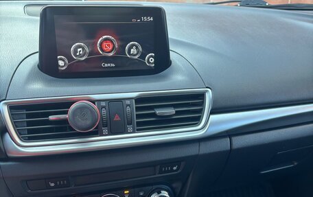 Mazda 3, 2017 год, 1 550 000 рублей, 3 фотография