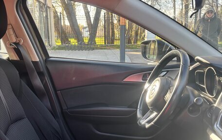 Mazda 3, 2017 год, 1 550 000 рублей, 8 фотография