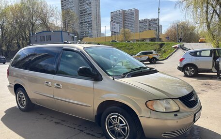 Chrysler Town & Country IV, 2003 год, 595 000 рублей, 11 фотография