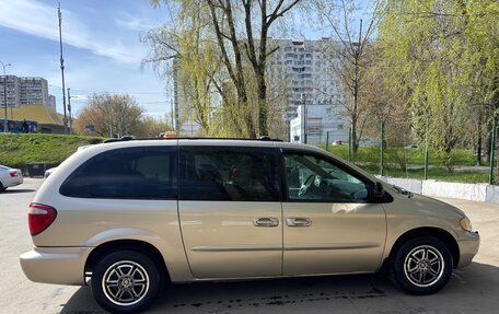 Chrysler Town & Country IV, 2003 год, 595 000 рублей, 9 фотография