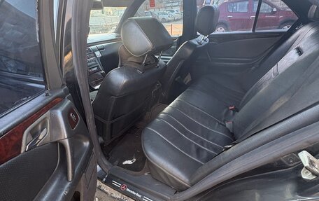 Mercedes-Benz E-Класс, 1997 год, 300 000 рублей, 3 фотография