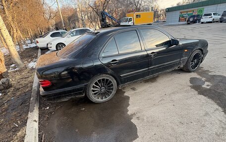 Mercedes-Benz E-Класс, 1997 год, 300 000 рублей, 6 фотография