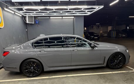 BMW 7 серия, 2021 год, 6 800 000 рублей, 4 фотография