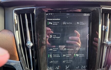 Volvo S90 II рестайлинг, 2019 год, 4 950 000 рублей, 19 фотография