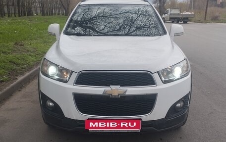 Chevrolet Captiva I, 2013 год, 1 230 000 рублей, 2 фотография