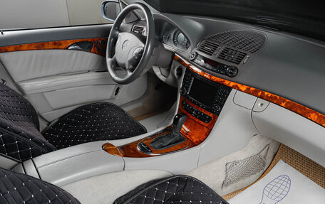 Mercedes-Benz E-Класс, 2004 год, 999 000 рублей, 11 фотография