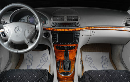 Mercedes-Benz E-Класс, 2004 год, 999 000 рублей, 13 фотография