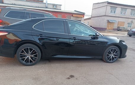 Toyota Camry, 2019 год, 2 225 000 рублей, 5 фотография