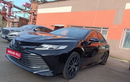 Toyota Camry, 2019 год, 2 225 000 рублей, 11 фотография