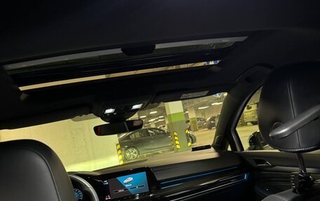 Volkswagen Golf VIII, 2022 год, 1 900 000 рублей, 13 фотография