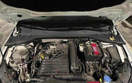 Volkswagen Golf VIII, 2022 год, 1 900 000 рублей, 17 фотография