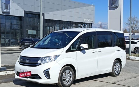 Honda Stepwgn IV, 2016 год, 1 900 000 рублей, 5 фотография