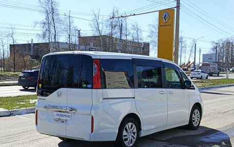 Honda Stepwgn IV, 2016 год, 1 900 000 рублей, 9 фотография