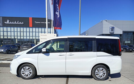 Honda Stepwgn IV, 2016 год, 1 900 000 рублей, 12 фотография