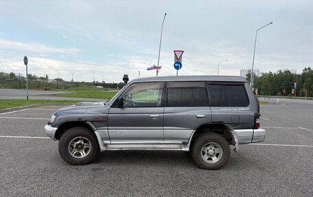 Mitsubishi Pajero III рестайлинг, 1998 год, 450 000 рублей, 2 фотография
