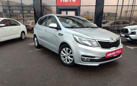 KIA Rio III рестайлинг, 2017 год, 1 090 000 рублей, 2 фотография