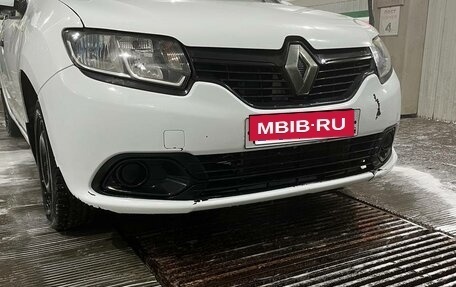 Renault Logan II, 2017 год, 650 000 рублей, 1 фотография