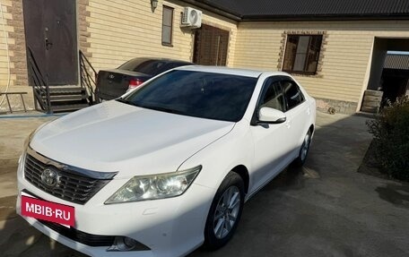 Toyota Camry, 2013 год, 1 450 000 рублей, 4 фотография