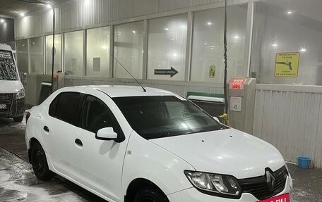 Renault Logan II, 2017 год, 650 000 рублей, 5 фотография