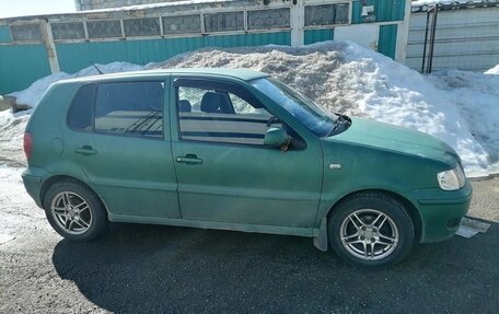 Volkswagen Polo III рестайлинг, 2000 год, 160 000 рублей, 2 фотография