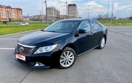 Toyota Camry, 2013 год, 1 680 000 рублей, 4 фотография