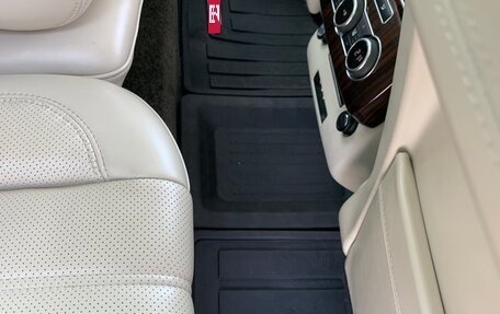 Land Rover Range Rover IV рестайлинг, 2015 год, 4 800 000 рублей, 10 фотография