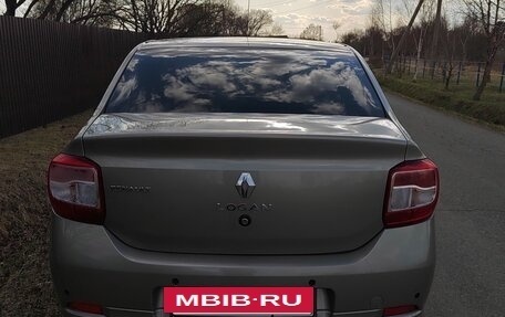 Renault Logan II, 2017 год, 820 000 рублей, 4 фотография