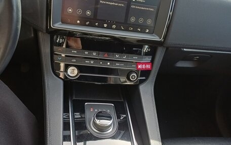 Jaguar F-Pace, 2019 год, 3 600 000 рублей, 7 фотография