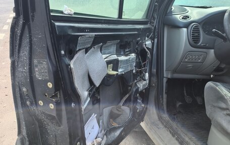 Renault Scenic III, 2000 год, 108 000 рублей, 8 фотография