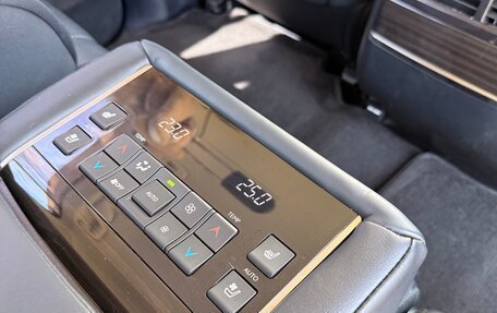 Lexus LX III, 2017 год, 6 999 999 рублей, 12 фотография