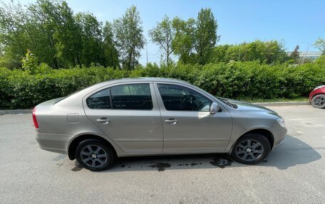 Skoda Octavia, 2010 год, 550 000 рублей, 2 фотография