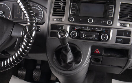 Volkswagen Caravelle T5, 2012 год, 1 749 000 рублей, 12 фотография