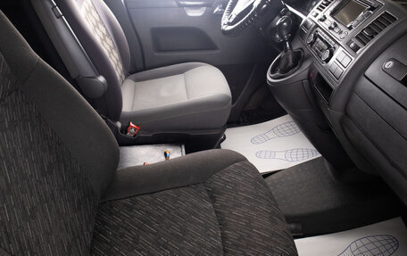 Volkswagen Caravelle T5, 2012 год, 1 749 000 рублей, 16 фотография