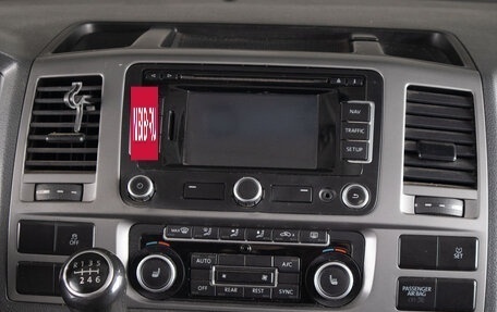 Volkswagen Caravelle T5, 2012 год, 1 749 000 рублей, 14 фотография