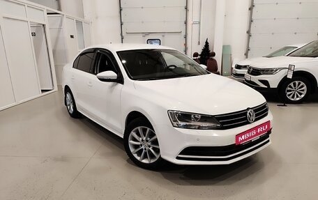 Volkswagen Jetta VI, 2016 год, 1 120 000 рублей, 3 фотография