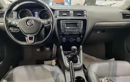 Volkswagen Jetta VI, 2016 год, 1 120 000 рублей, 8 фотография