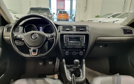 Volkswagen Jetta VI, 2016 год, 1 120 000 рублей, 7 фотография