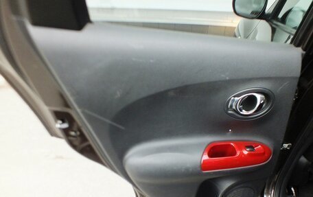 Nissan Juke II, 2012 год, 799 000 рублей, 29 фотография