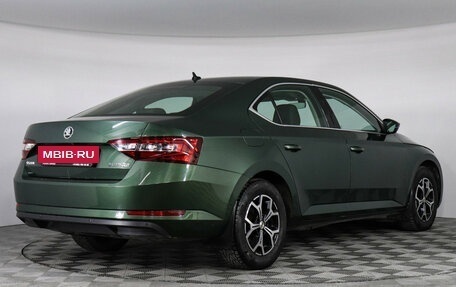 Skoda Superb III рестайлинг, 2018 год, 1 897 000 рублей, 5 фотография