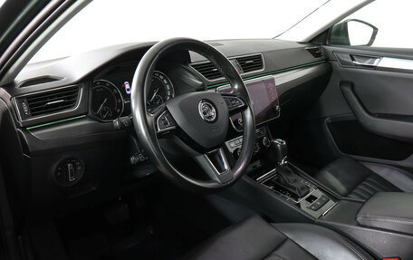 Skoda Superb III рестайлинг, 2018 год, 1 897 000 рублей, 9 фотография