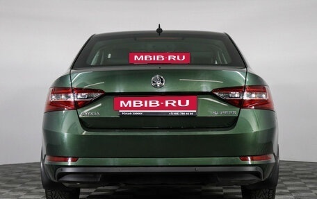 Skoda Superb III рестайлинг, 2018 год, 1 897 000 рублей, 6 фотография