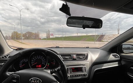 KIA Rio III рестайлинг, 2017 год, 1 350 000 рублей, 25 фотография