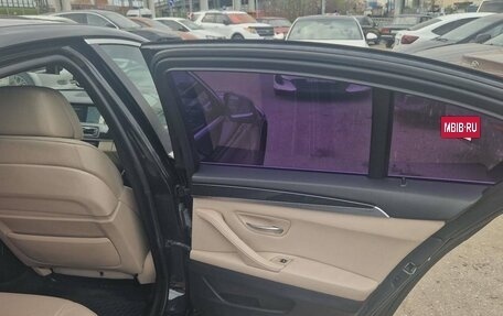 BMW 5 серия, 2011 год, 1 450 000 рублей, 13 фотография