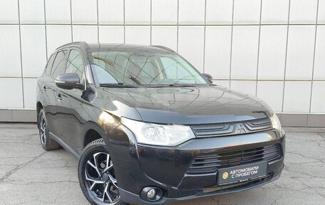 Mitsubishi Outlander III рестайлинг 3, 2012 год, 1 100 000 рублей, 9 фотография
