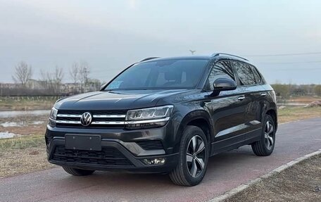 Volkswagen Tharu, 2022 год, 1 954 000 рублей, 3 фотография