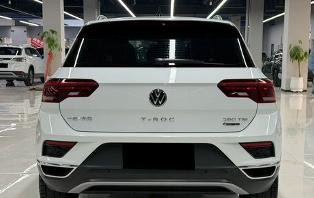 Volkswagen T-Roc I, 2022 год, 2 750 000 рублей, 5 фотография