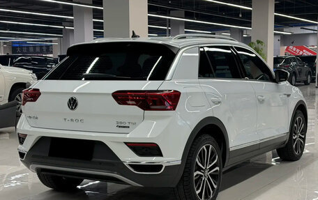 Volkswagen T-Roc I, 2022 год, 2 750 000 рублей, 4 фотография